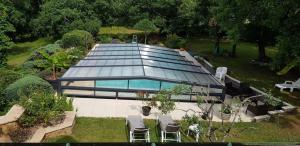 Maison avec piscine et grand jardin proche Souillac