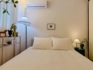 Jongro, Naksan Park, Bukchon Hanok Village, Gyeongbokgung Palace,명동10분