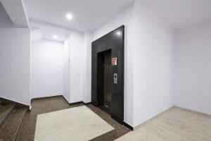 FabHotel Crown Residency