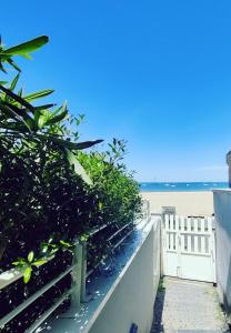 Studio with balcony beach 100m away