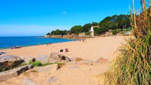 T2 avec balcon face au golf avec Piscine à Pornic