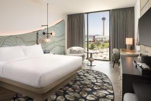 The Monarch San Antonio, Curio Collection By Hilton