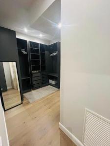 Lussuoso appartamento con giardino