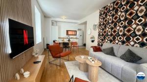 Heritage Lamartine Luxe pour 8 Personnes Central