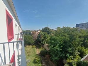 Le Petit Rosier apartment near Paris