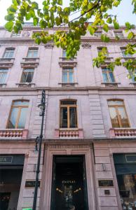 Umbral, Curio Collection By Hilton