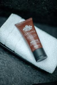 1 Suíte Moderna Meia Quadra da Praia Wifi AC