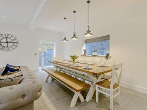 5 Bed in Caernarfon oc-80729