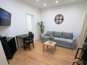 F2 cosy et calme 15 min de Paris, commerces à pied