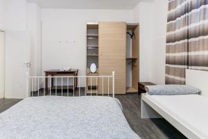 Milano Friends & Family House