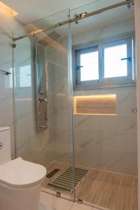 Breeze from the Santo Domingo esplanade