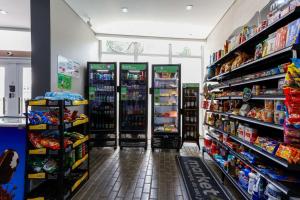 Studio c Piscina e Academia a 600m do Metro