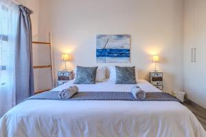 Central Seaview Apartment