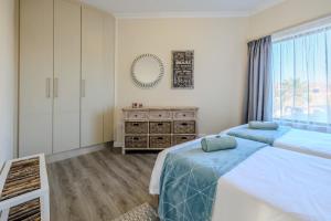 Central Seaview Apartment