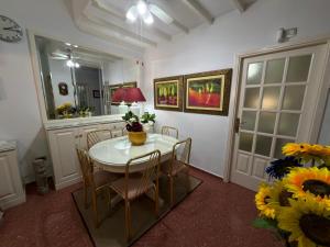 Los Cristianos BBQ & Sunset Villa