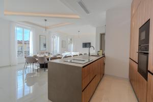 Cannes Centre - Palais a pied - Appartement Prestige 3 chambres et studio - 8 pers