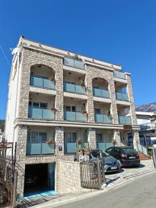 Mila & Aleksandr Apartments
