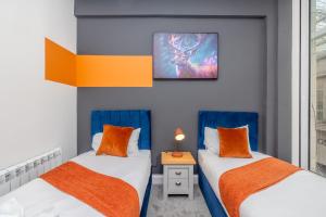 Amazing Three Bedroom Apartments Next to Shopping Center and Beach