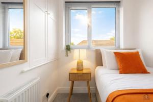 3-Bed House - Sleeps 5 - Free Driveway Parking - Van Friendly - Close to Leeds City Centre