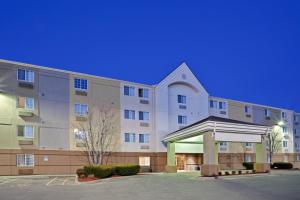 Candlewood Suites - Topeka West by IHG
