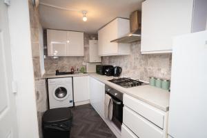 Home In Leeds Discounts for long term