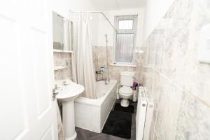 Home In Leeds Discounts for long term