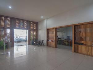 RedDoorz near Gajah Mada Pontianak