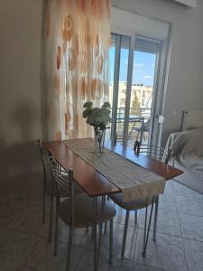 Nikis Apartment