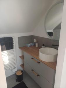 Maison au bord de leau