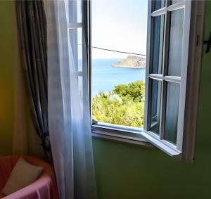 Nice studio with seaview