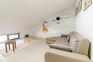 Downtown Homey Duplex with Private Yard