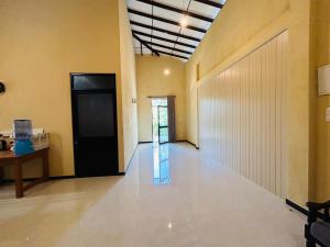 Thami Villa