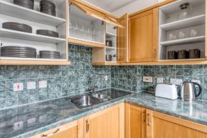 Blueground Waterloo doorman parking museums LON-112