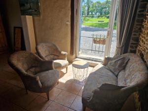 Le Fenil gîte avec piscine partagée