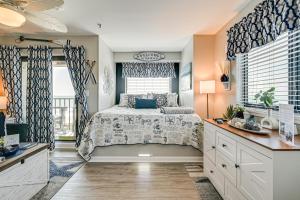 Pools, Hot Tubs and Ocean Access Myrtle Beach Condo