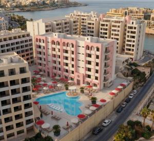Flamingo Aparthotel, Malta