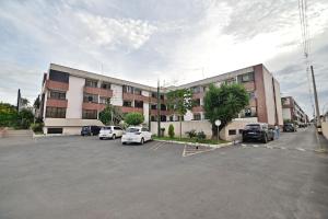 Flat no condomínio Monte Carlo