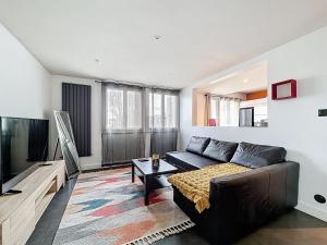 F3 avec place de parking GORDON BENNETT