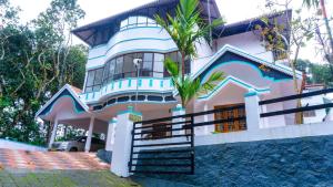 Sm Grand Exotica