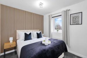 West End Glasgow Apartment with Fast WiFi - Walk to Subway