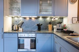 Zentral -Balkon- Sauna - Flipper- Bahnhofsnähe