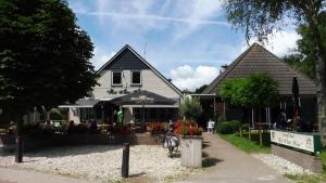 Lodge Huis ter Huynen 57 - De Eik met Hottub