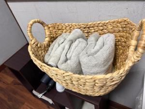 GI HOUSE - Central Osaka Traditional House - 3 Tatami Rooms & Balcony - 6min Walk to Station