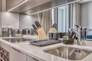 Lux-Living Apartment One Rosebank