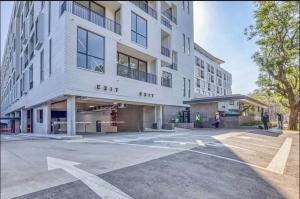 Lux-Living Apartment One Rosebank