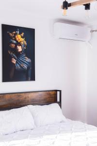 Ghetto Experience - Self Check-In - Usa cu Cod