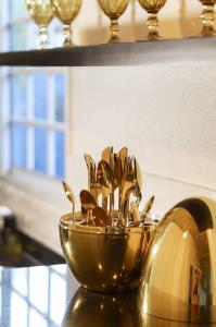 Golden Pipa House