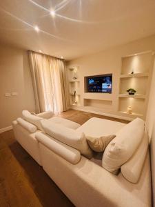 Lussuoso appartamento con giardino