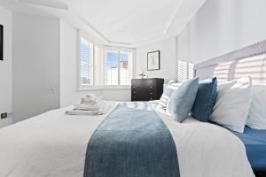 Luxury spacious apartment in the central London