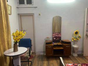 Roys Home 2kms from Airport entire Ground floor